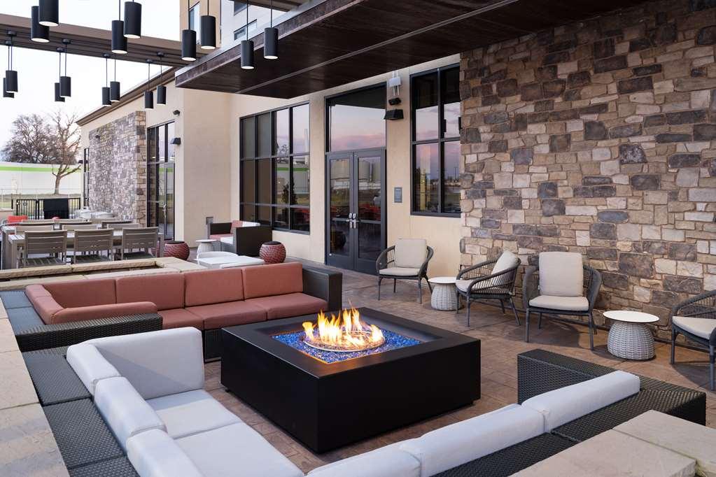 Hilton Garden Inn Visalia, Ca Exterior photo